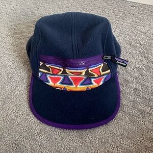 Patagonia fleece five panel hat with zipper!